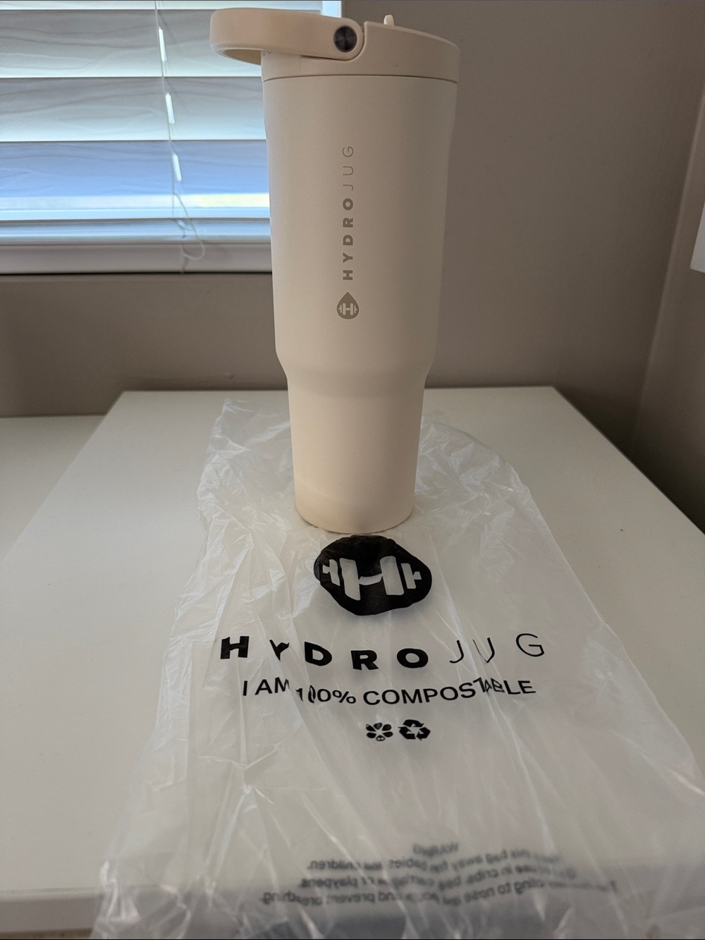 New 32oz Cream HydroJug Sport